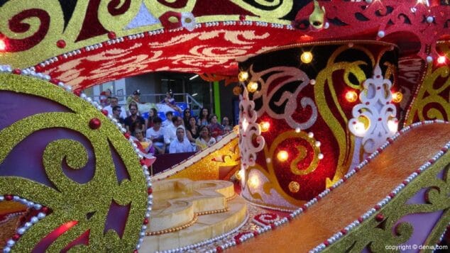 35 Carrozas Dénia 2015 Carroza falla Oeste