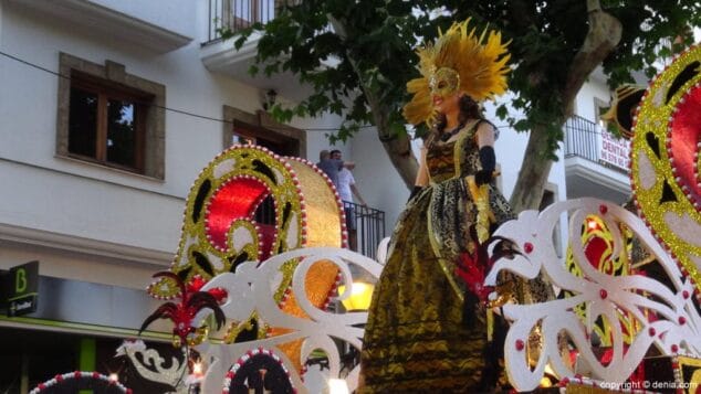 36 Carrozas Dénia 2015 Carroza falla Oeste