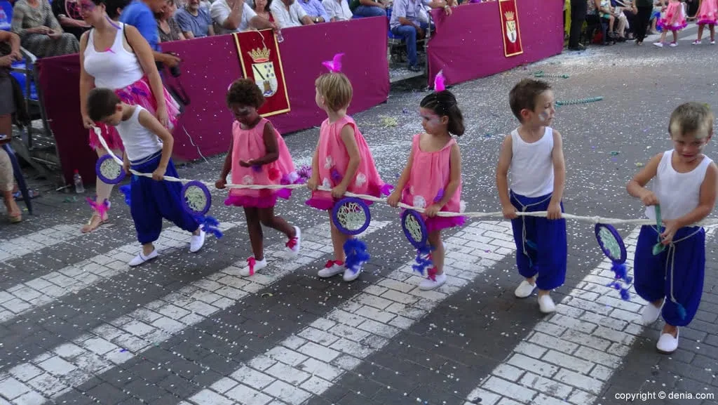 Carrozas Dénia 2015 - Comparsa Falla Campaments