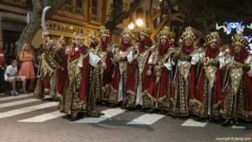 Desfile de gala Dénia 2014 – Filà Amiries