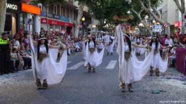 Carrozas Dénia 2015 – Comparsa Darrere del Castell