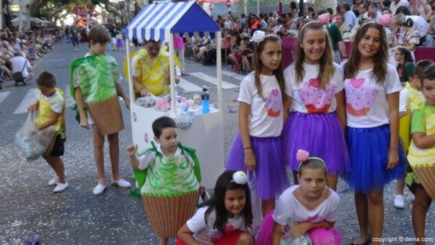 55 Carrozas Dénia 2015 Comparsa infantil Les Roques