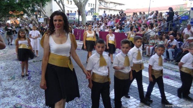 83 Carrozas Dénia 2015 Comparsa Falla Diana