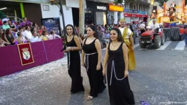 Carrozas Dénia 2015 – Comparsa Falla Diana