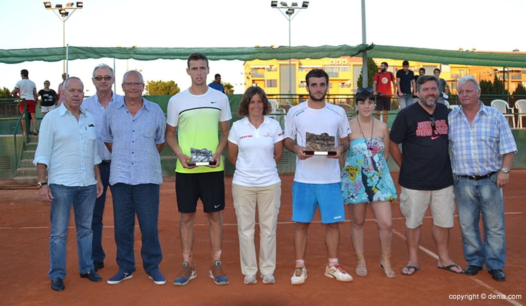 El catalán Oriol Roca se llevó el 'XXXVII Torneo Ciudad de Dénia' Circuito Orysol 3 Autoridades con los finalistas