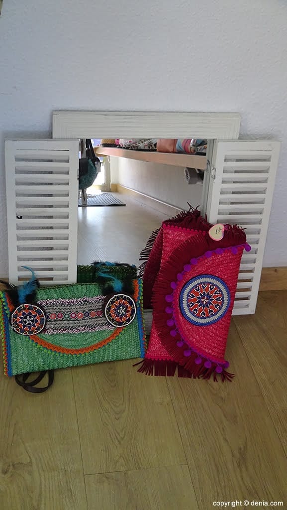 Los bolsos hechos a mano más originales, en D Ses Illes 2 Bolso verde y rosa