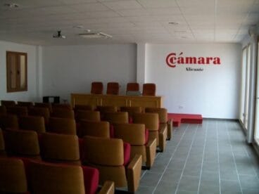 Cursos de valenciano en la Cámara de Comercio