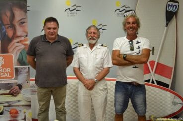 Gabriel Martínez Diego d'Azaa i Antoni Morollo presenten cursos de pàdel surf i gastronomia