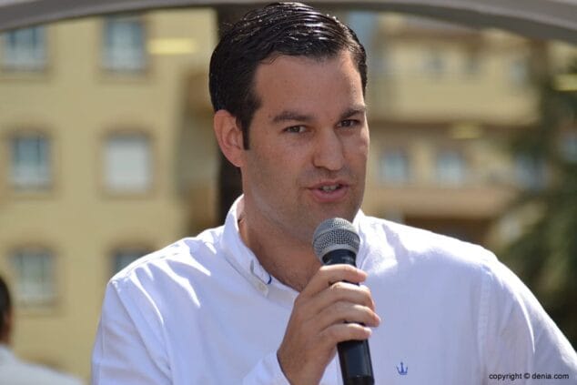 Luis Borho durante su discurso