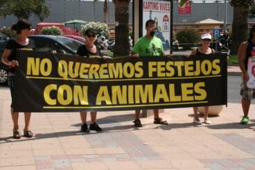 Más pancartas de la concentración