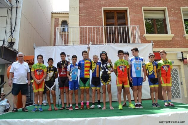 Podium Infantil 1 año
