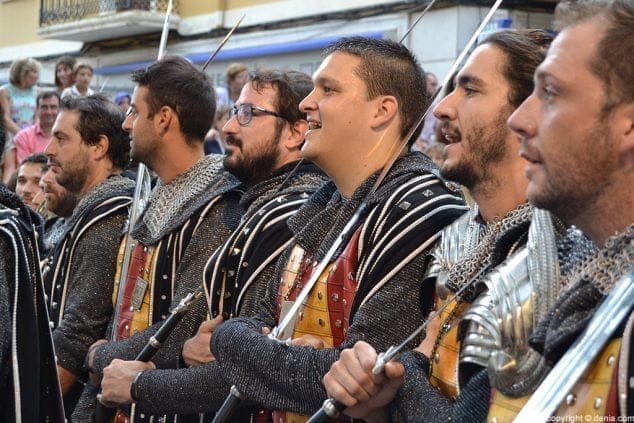 021 Desfile de gala moros i cristians Cavallers Men Fot