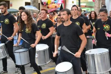 03 Desfile de gala moros i cristians – Batukada
