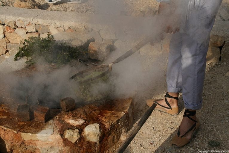 043 Escaldà de la pansa a Jesús Pobre