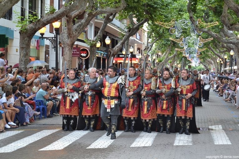 07 Desfile de gala moros i cristians - Cavallers Me'n Fot