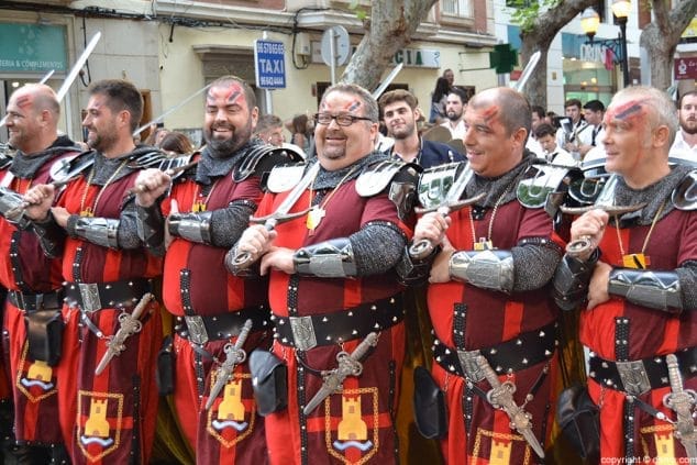 082 Desfile de gala moros i cristians Deniers