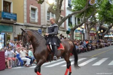 Desfile de Gala Guerrers Hospitalaris – Caballo