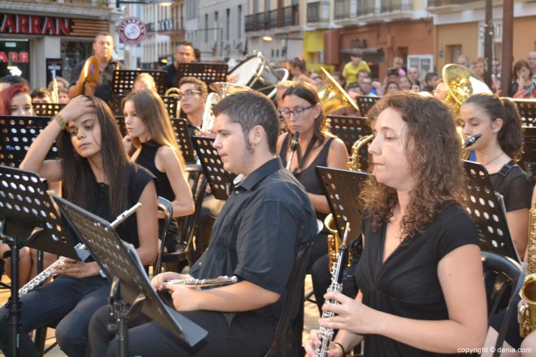 Concierto de Moros y Cristianos 2015 - Banda de Dénia