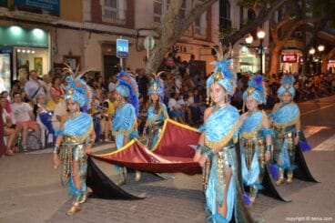 Desfile de gala Filà Alkamar – Estandarte Alkamar