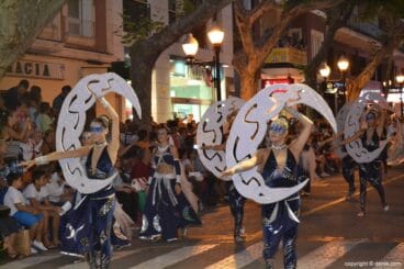 Desfile de gala Filà Alkamar – Ballet de la media luna