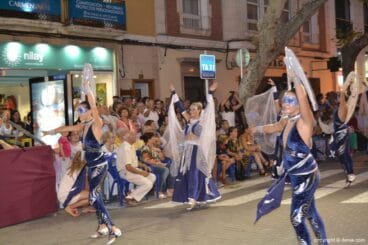 Desfile de gala Filà Alkamar – Ballet de la media luna
