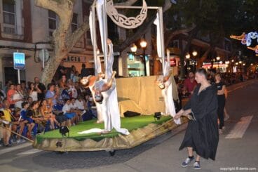 Desfile de gala Filà Alkamar – Ballet de la media luna