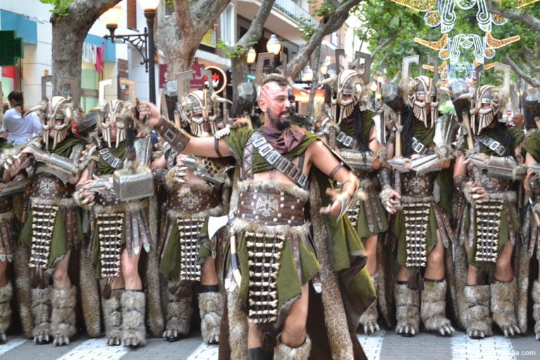 Desfile de Gala Guerrers Hospitalaris - Escuadra guerreros del Montgó