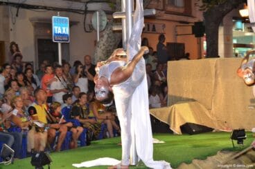 Desfile de gala Filà Alkamar – Ballet de la media luna