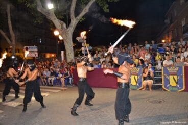 Desfile de gala Filà Alkamar – Guardianes de la capitana