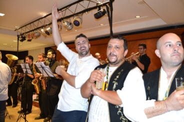 Cena de Gala de Moros y Cristianos – Escuadras