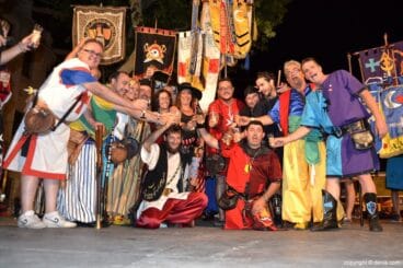 Retreta Moros y Cristianos Dénia – Brindis de los primer tró