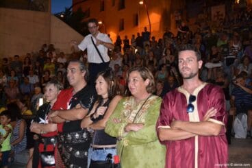 Capitanes y abanderados en el concierto de bandas