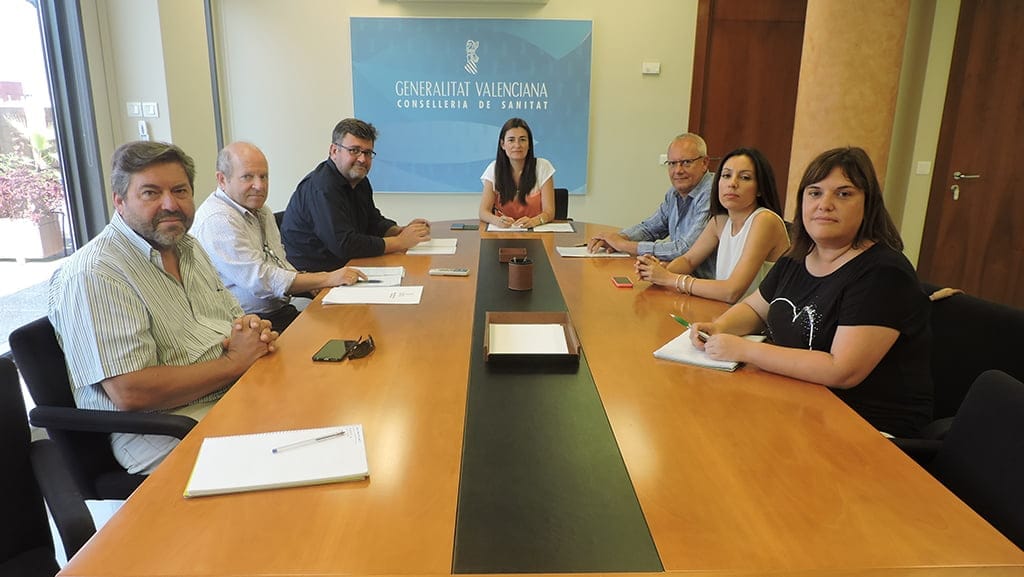 Carmen Montó en su visita al Ayuntamiento de Dénia