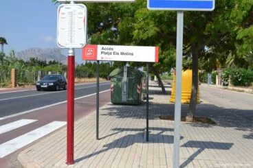 Cartel de acceso a Els Molins
