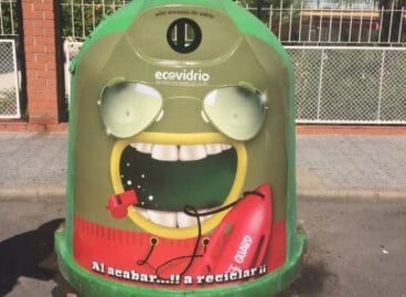 Contenedor de reciclaje de vidrio