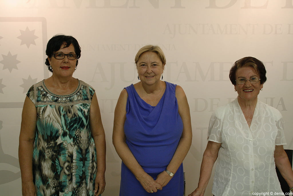 De iquierda a derecha, Carmen Membrilla, Elisabet Cardona y Carmen Bazán