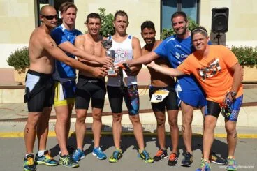 Dénia Triatlón primer clasificado por equipos