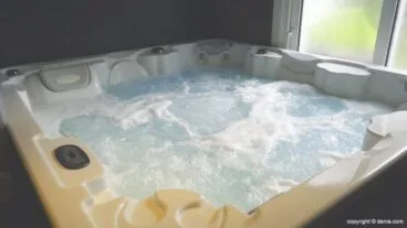 Jacuzzi Centro Terapias Las Rotas