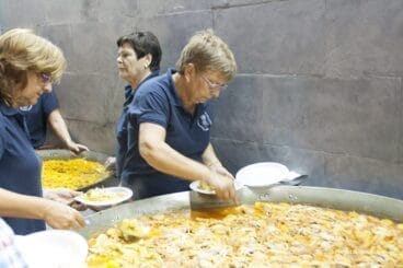 Llandeta y fideuá para cenar