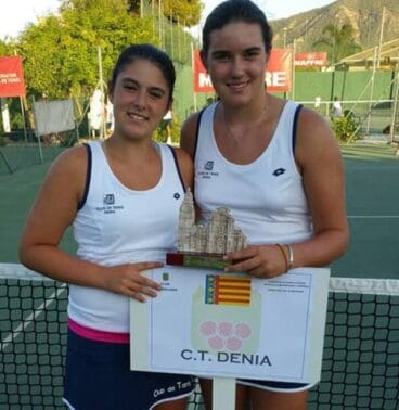 Neus Ramos junto a Andrea Redondo