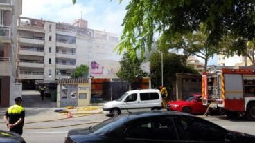 Policia y bomberos incendio