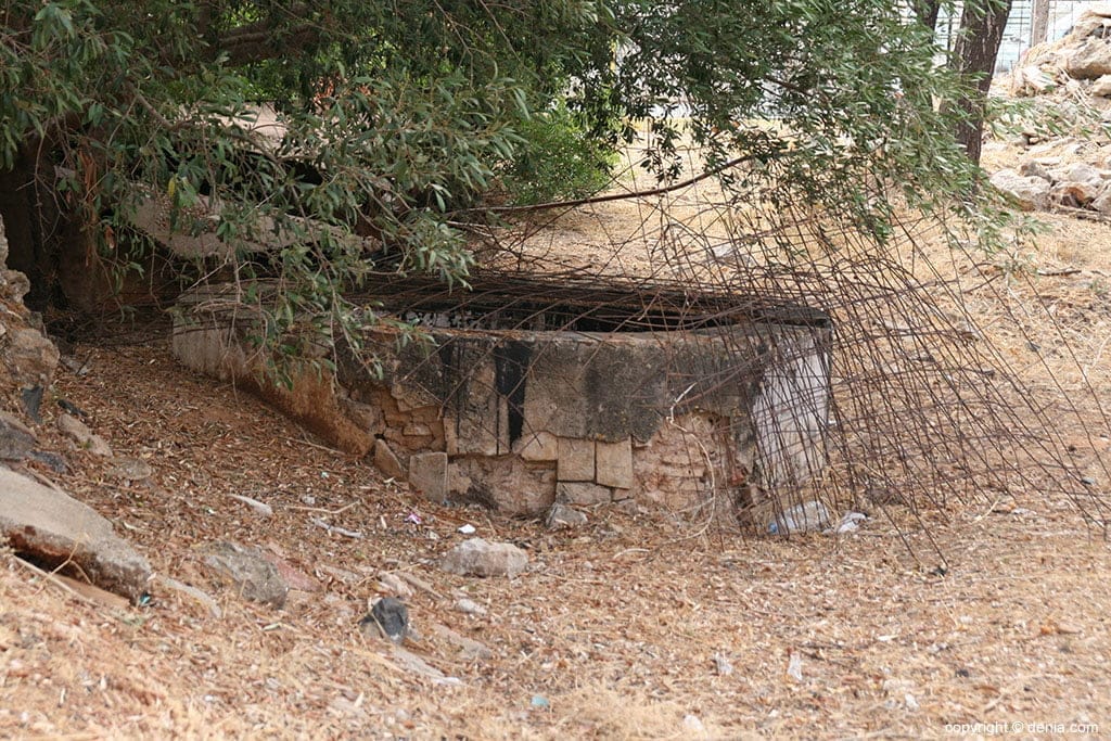 Restos del material que se usaba para fabricar gas 3