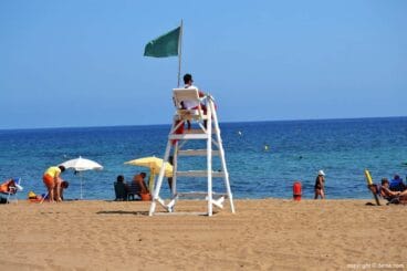 Socorrista en la playa Els Molins