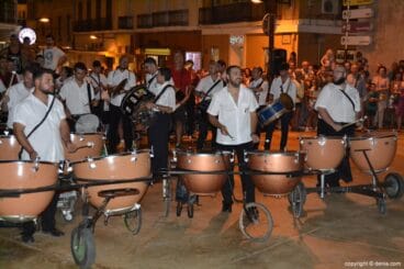 Timbales en el concierto de bandas