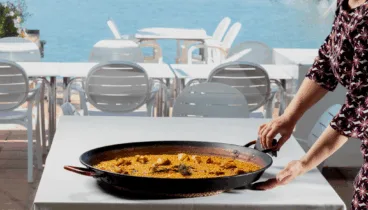 Disfruta tus paellas con unas vistas increíbles al mar