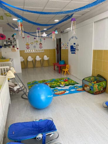 Zona adaptada para bebés en CEI Bombonets