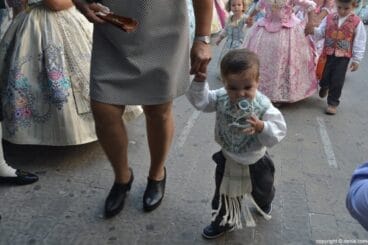 Presentación Infantil París Pedrera 2016 – Llegada de la comisión