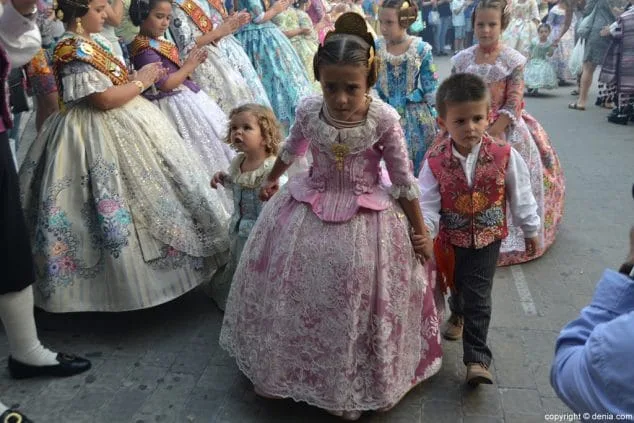 07 Presentación Infantil París Pedrera 2016 Llegada de la comisión