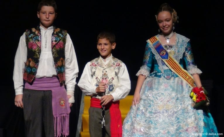 Presentación Infantil París Pedrera 2016 - Comisión infantil