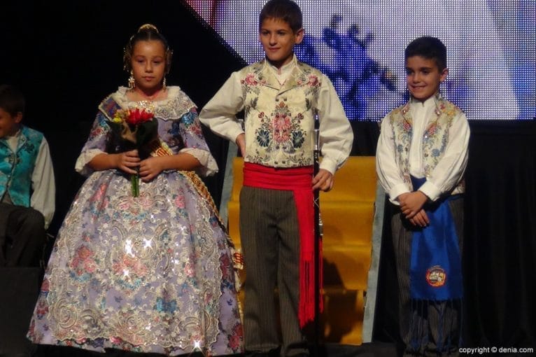 Presentación Infantil París Pedrera 2016 - Comisión infantil